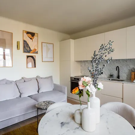 The Carla Eiffel Tower View Appartement *