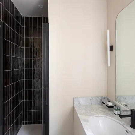 The Carla Eiffel Tower View Appartement Parijs